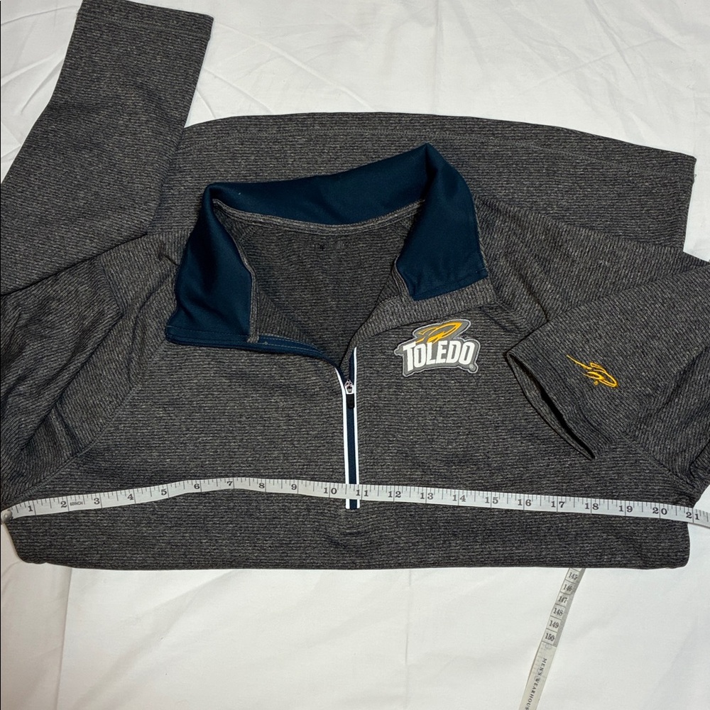 Toledo Women’s Gray Quarter-Zip Pullover